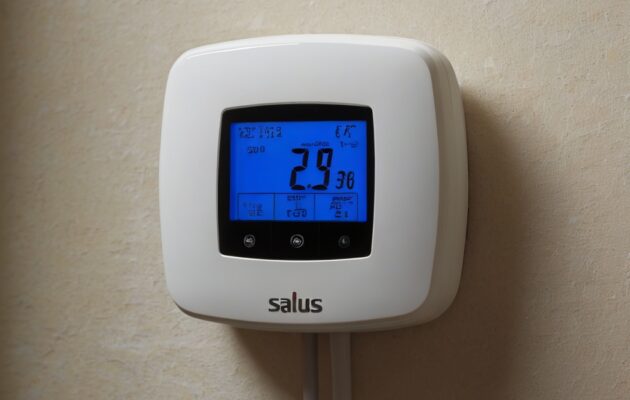 salus thermostat