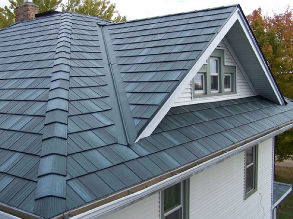 How to Choose the Right Roofing Material for Your Budget and Climate