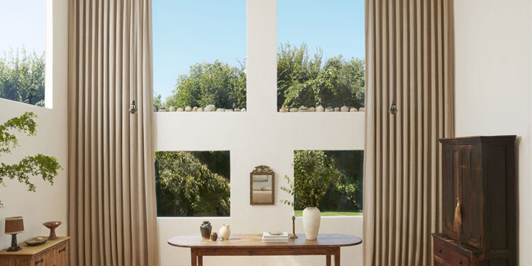 Ways Modern Window Treatments Improve Comfort and Style at Home by enhancing light control, insulation, privacy, and interior aesthetics.