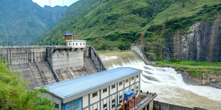 Modular Dam Construction